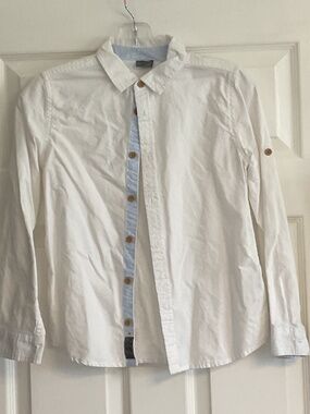 🤩Boy’s White Button Down Shirt - size 11/12 yrs old